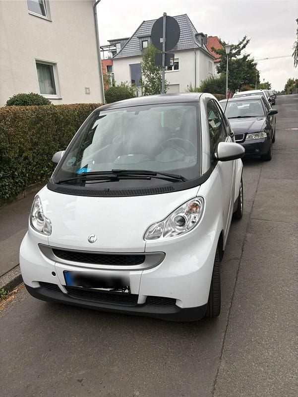 Weiß Gebraucht 2010 Smart ForTwo Coupé Coupé | 3.500 € (Fairer Preis) - Bild 1/4