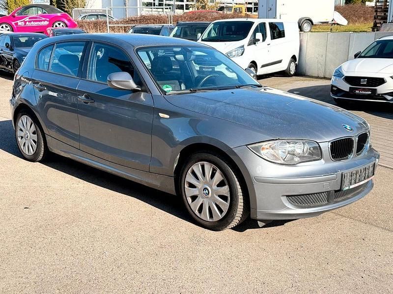 Gebraucht BMW 118 Efficient Dynamics 143 PS (105 kW) 2011 Grau Kleinwagen