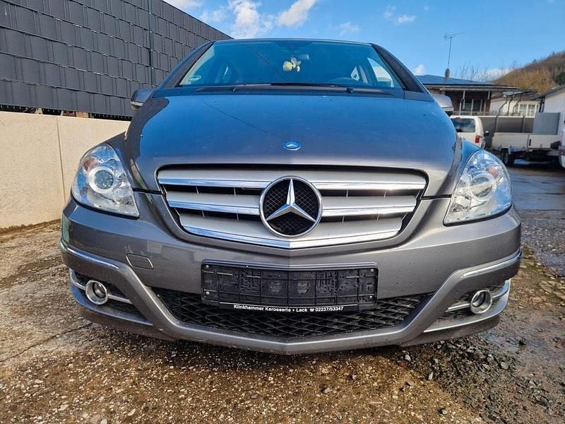 Gebraucht Mercedes B170 116 PS (85 kW) 2008 Grau Van / Kleinbus