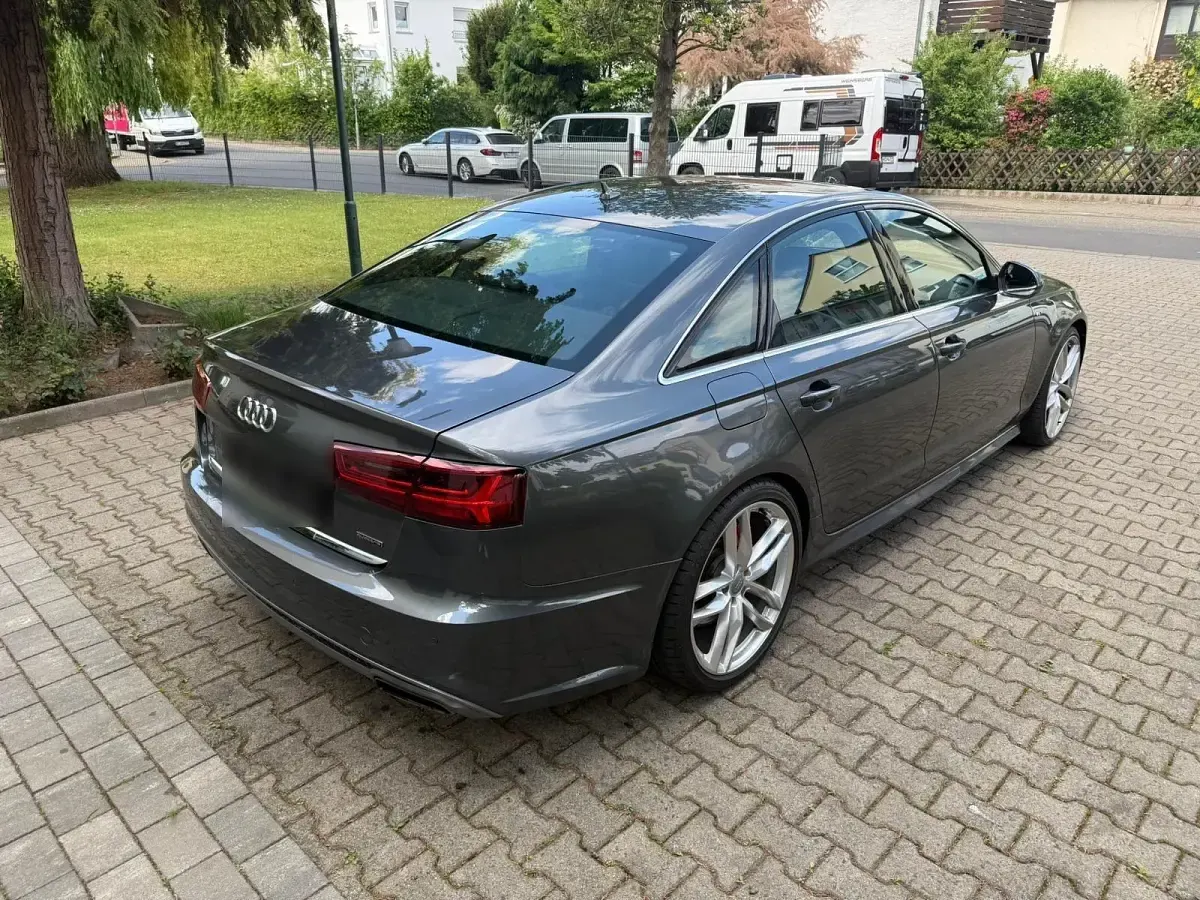 Używany Audi A6 Competition 326 KM (239 kW) 2016 Szary Sedan/Limuzyna