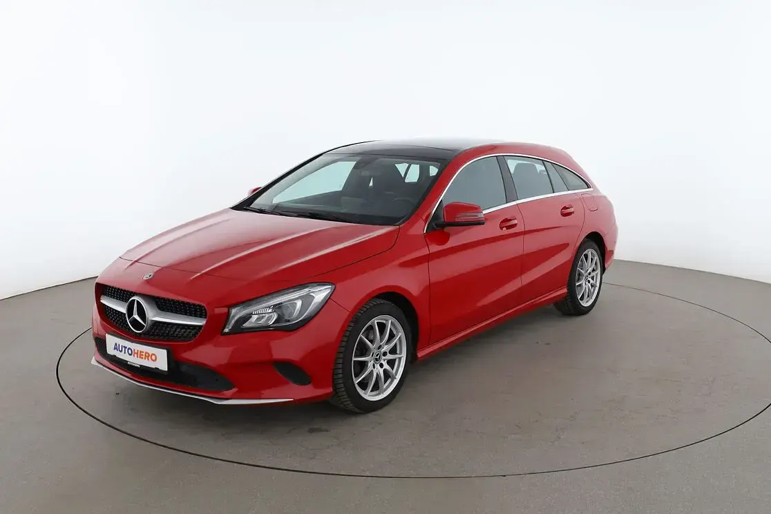 Gebraucht Mercedes CLA220 Shooting Brake 177 PS (130 kW) 2017 Kombi