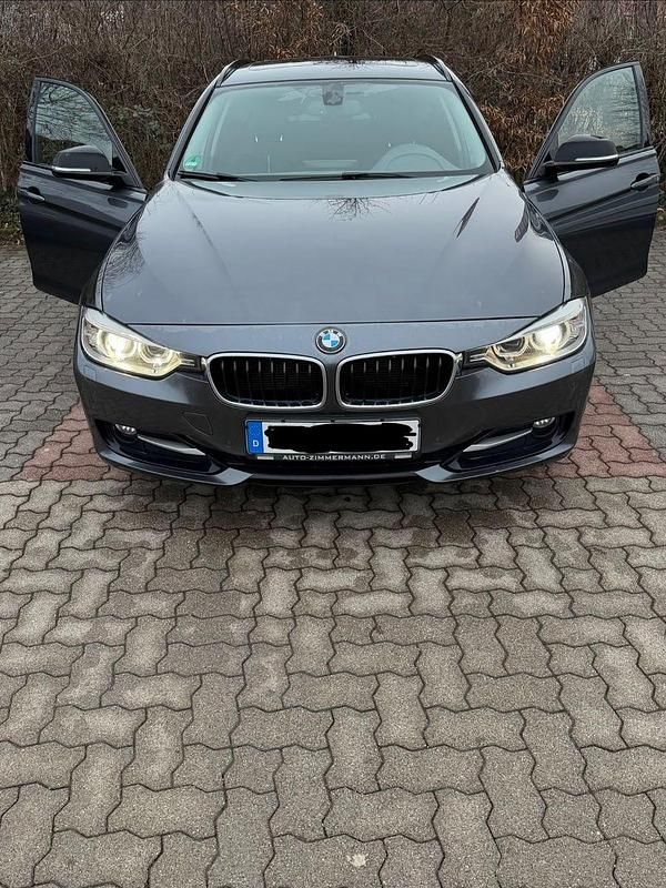 Gebraucht BMW 320 Performance 184 PS (135 kW) 2015 Grau Kombi
