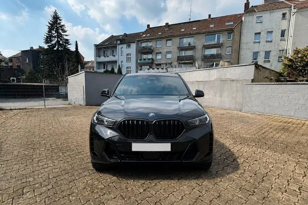 Gebraucht BMW X6 M Sport 286 PS (210 kW) 2024 Schwarz SUV
