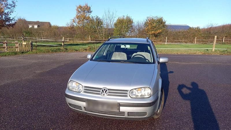 Gebraucht VW Golf IV 101 PS (74 kW) 2000 Silber Kombi