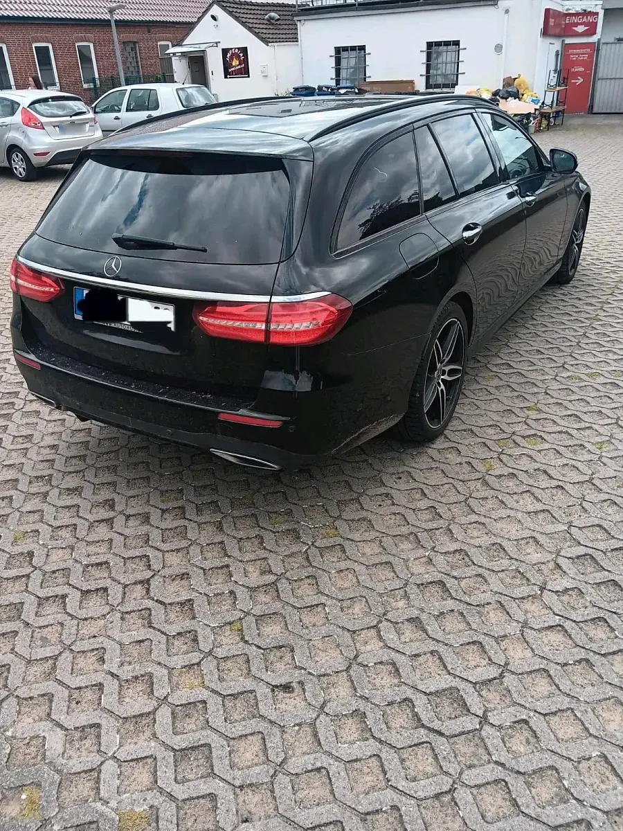 Gebraucht Mercedes E400 340 PS (250 kW) 2018 Schwarz Kombi