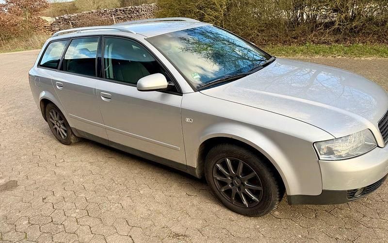 Gebraucht Audi A4 150 PS (110 kW) 2002 Silber Kombi