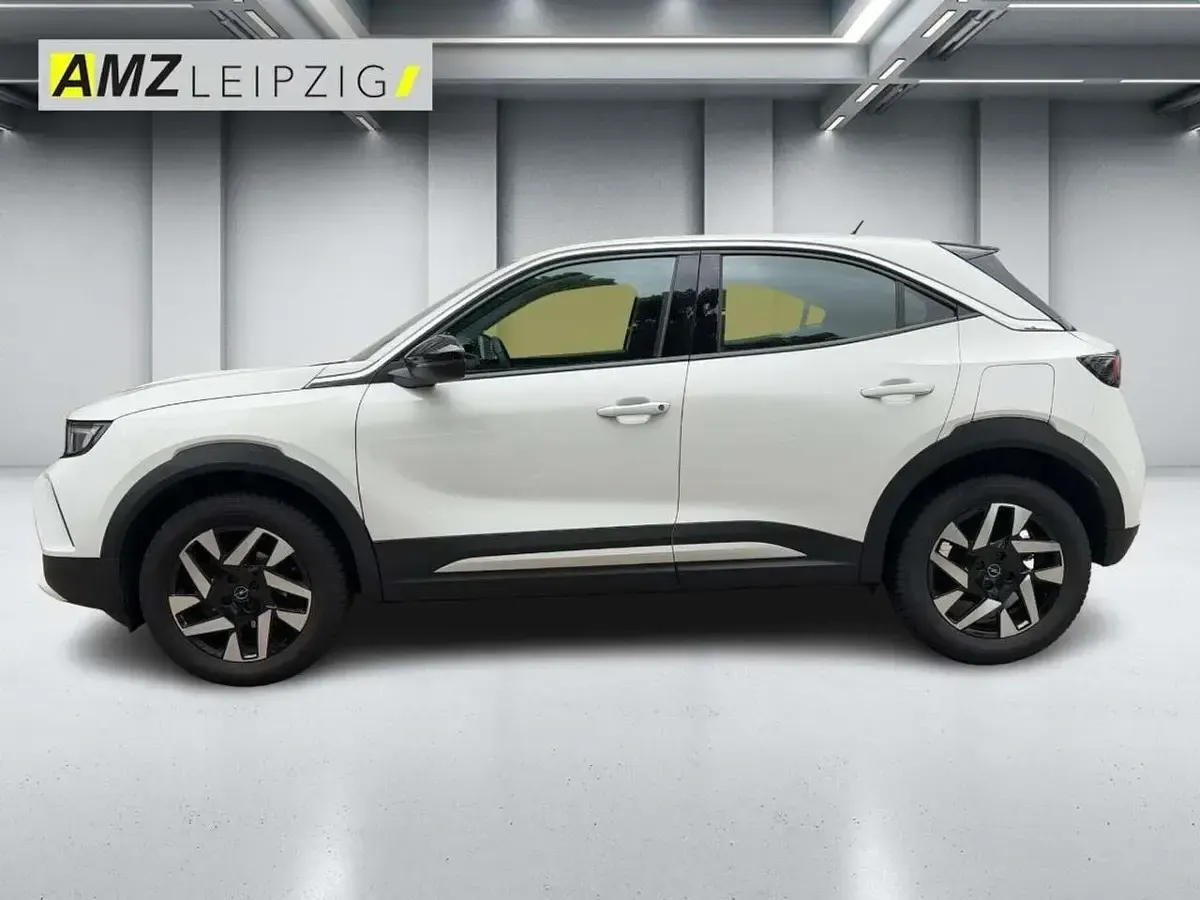 Gebraucht Opel Mokka Elegance 131 PS (96 kW) 2024 Lack weiss banquise/typ aussenverkleidun (metallic) SUV