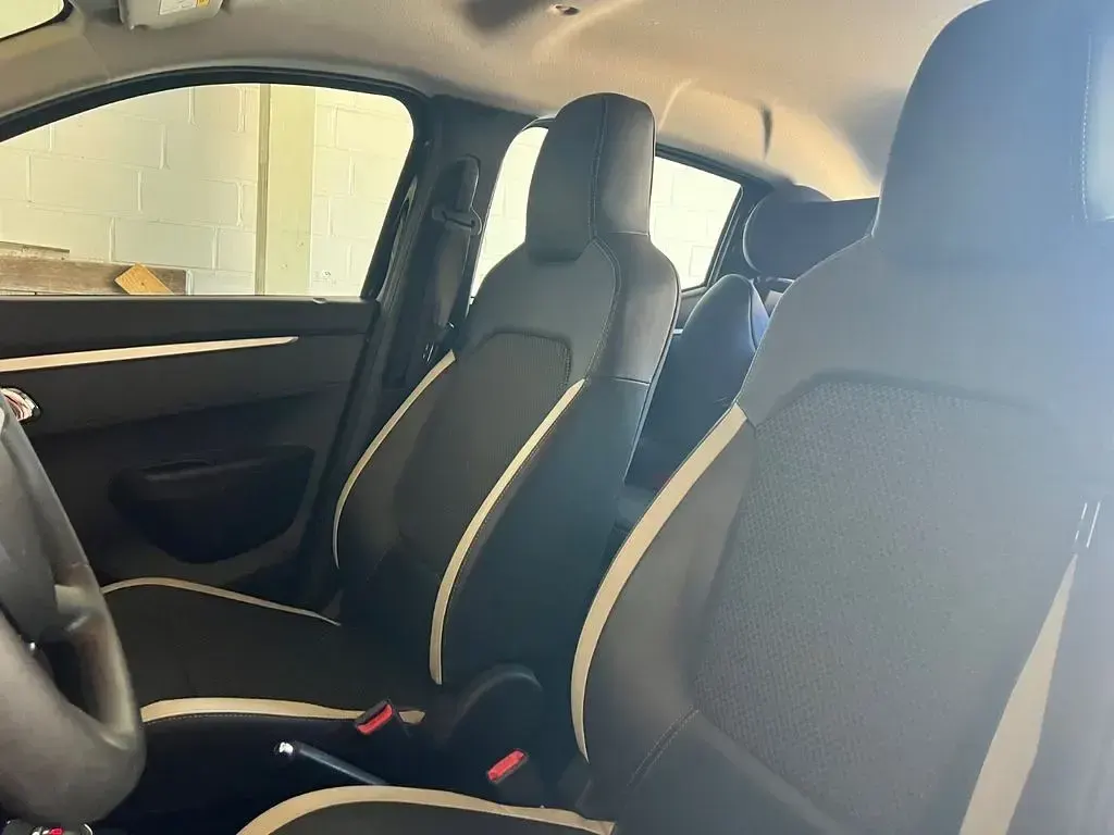 Gebraucht Dacia Spring Essentiel 33 kW (45 PS) 2022 Schwarz Kleinwagen