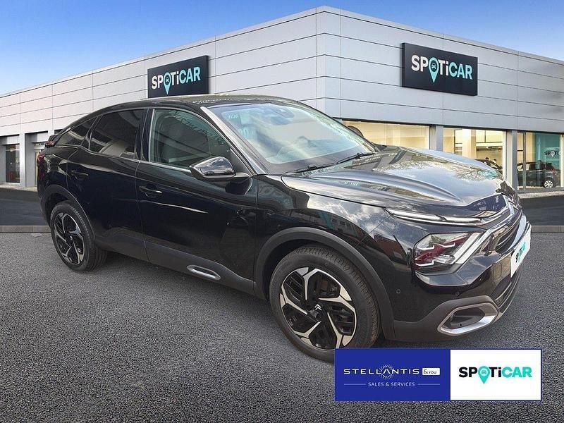 Gebraucht Citroën C4 Shine 131 PS (96 kW) 2023 Schwarz SUV