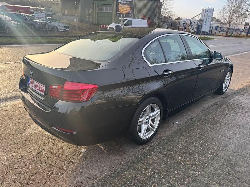 Gebraucht BMW 520 184 PS (135 kW) 2014 Schwarz Limousine