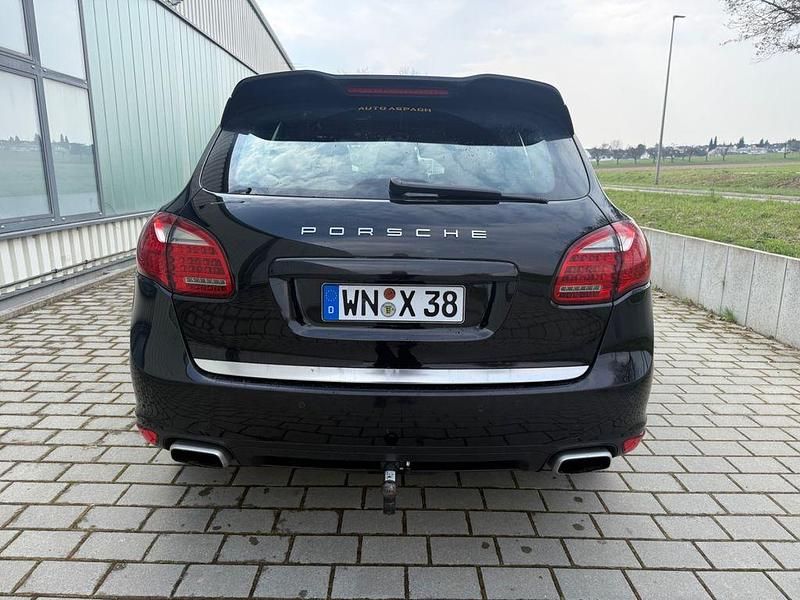 Gebraucht Porsche Cayenne 245 PS (180 kW) 2012 Schwarz SUV