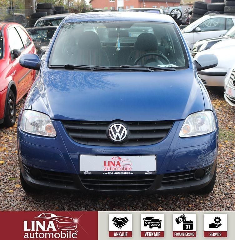 Gebraucht VW Fox 54 PS (39 kW) 2005 Blau Kleinwagen