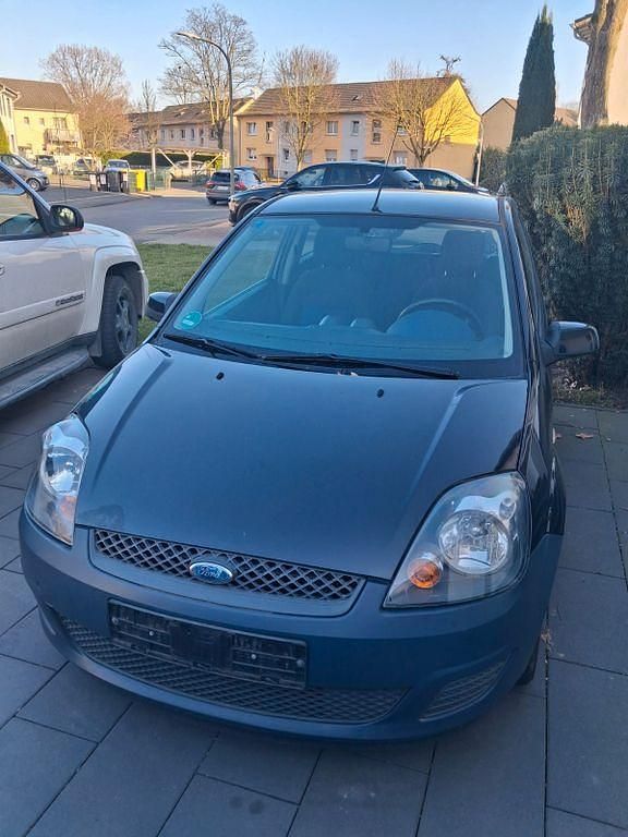 Gebraucht Ford Fiesta 60 PS (44 kW) 2007 Schwarz Kleinwagen