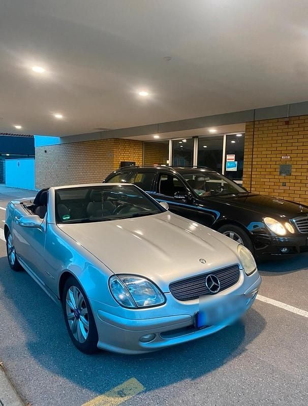 Silber Gebraucht 2000 Mercedes SLK200 Cabrio | 3.100 € (Fairer Preis) - Bild 1/4