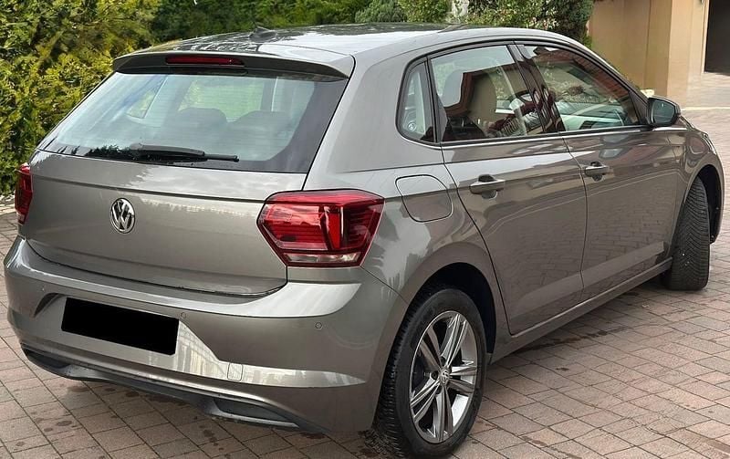 Grau Gebraucht 2019 VW Polo Highline Kleinwagen | 12.950 € (Fairer Preis) - Bild 1/4