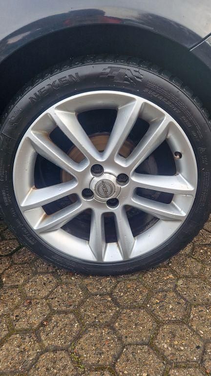 Gebraucht Opel Corsa Color Edition 101 PS (74 kW) 2010 Schwarz Kleinwagen