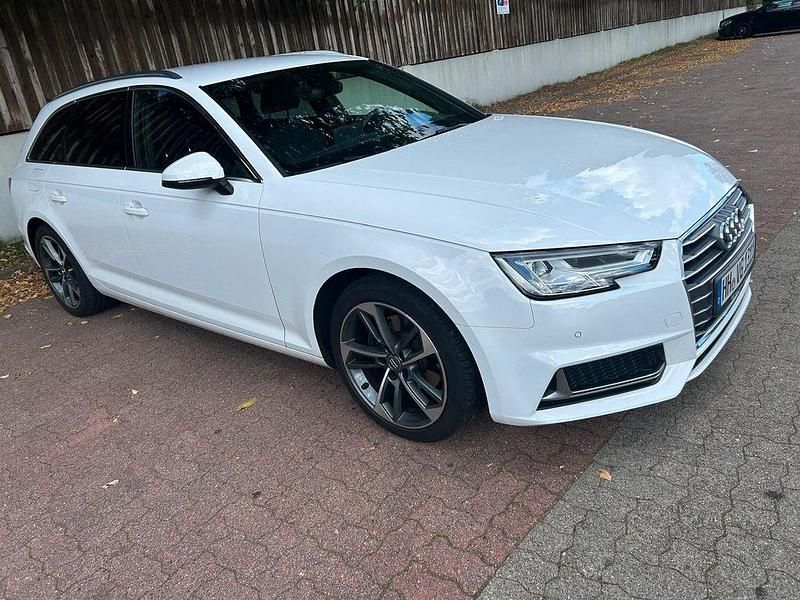 Gebraucht Audi A4 Sport 150 PS (110 kW) 2019 Weiß Kombi