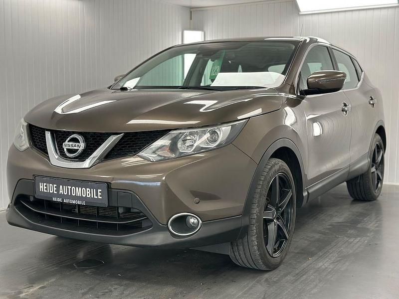 Braun Gebraucht 2015 Nissan Qashqai Acenta SUV | 11.450 € (Fairer Preis) - Bild 1/4
