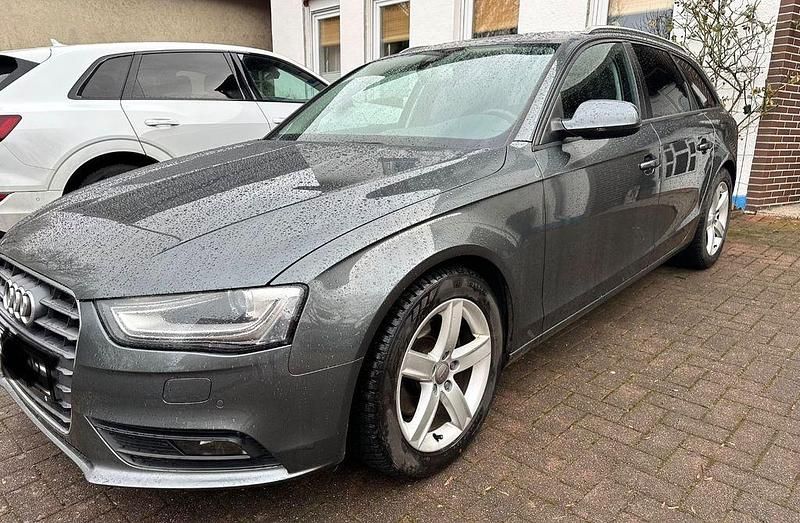 Gebraucht Audi A4 Ambition 150 PS (110 kW) 2013 Grau Kombi