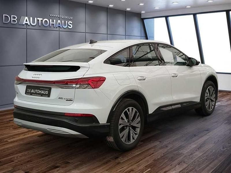 Gebraucht Audi Q4 e-tron Ambiente 210 kW (286 PS) 2025 Weiß SUV