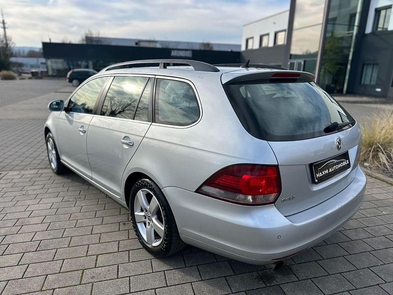 Gebraucht VW Golf VI Comfortline 105 PS (77 kW) 2010 Silber Kombi
