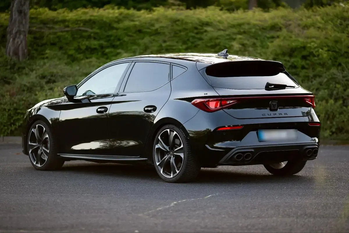 Gebraucht Cupra Leon VZ 385 PS (283 kW) 2022 Schwarz Limousine