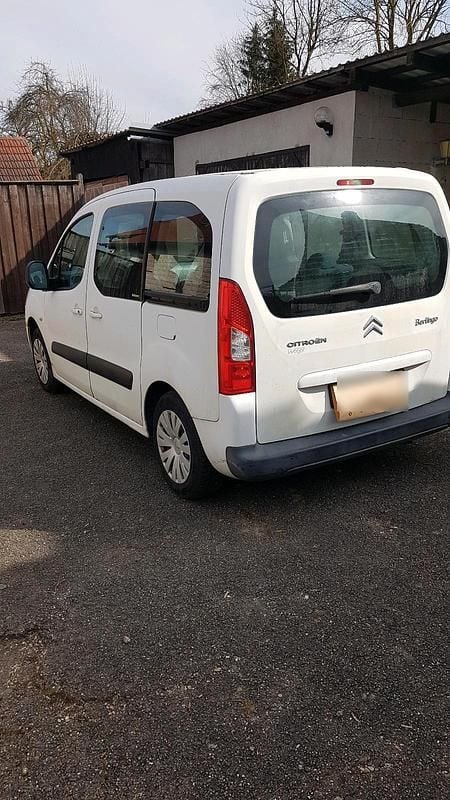 Gebraucht Citroën Berlingo 109 PS (80 kW) 2008 Weiß Van / Kleinbus
