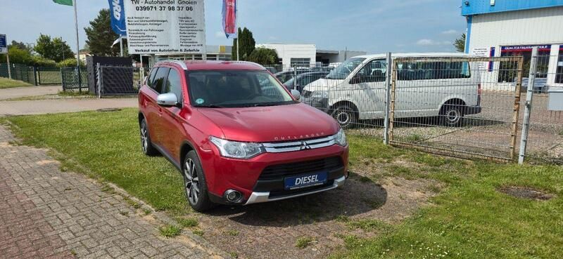Rot Gebraucht 2014 Mitsubishi Outlander Diamant Edition SUV | 7.500 € (Superpreis) - Bild 1/4