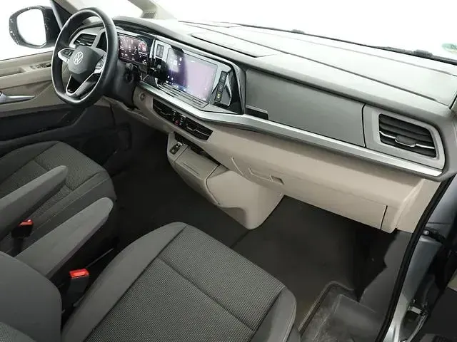 Gebraucht VW Multivan Edition 150 PS (110 kW) 2025 Silberkeine angabe Van / Kleinbus