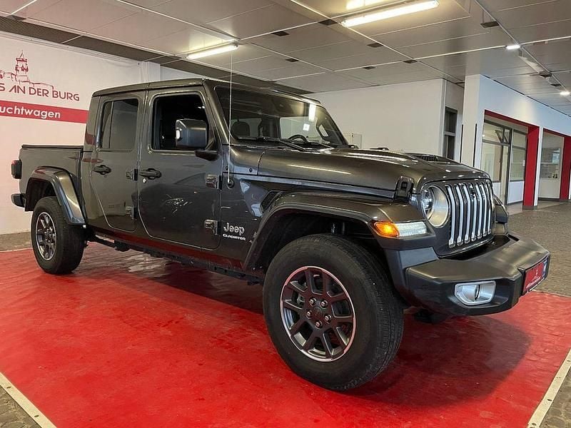 Grau Gebraucht 2021 Jeep Gladiator Overland Abholung | 47.999 € (Fairer Preis) - Bild 1/4