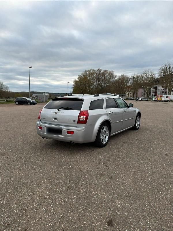 Gebraucht Chrysler 300C 217 PS (159 kW) 2008 Silber Kombi