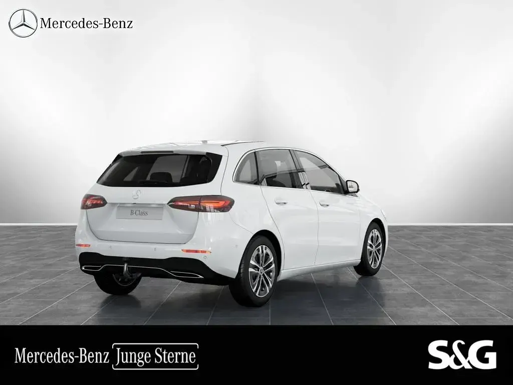 Gebraucht Mercedes B200 163 PS (119 kW) 2025 Unilack polarweiß Kleinwagen