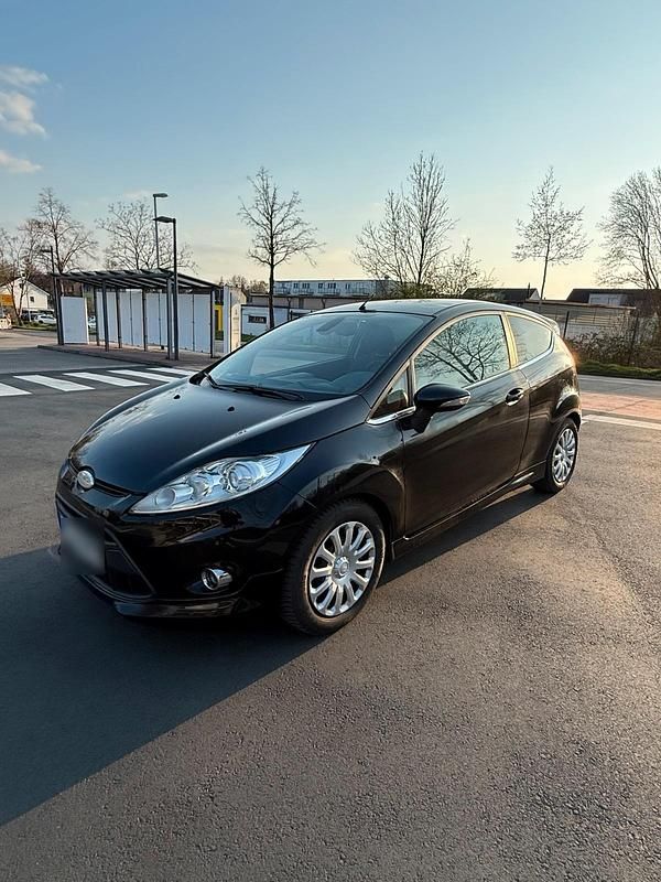 Gebraucht Ford Fiesta 95 PS (69 kW) 2009 Blau Kleinwagen