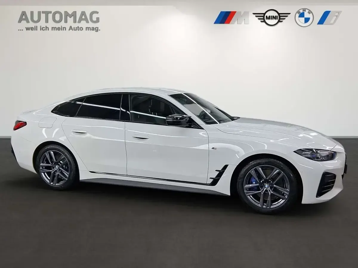 Gebraucht BMW M4 374 PS (275 kW) 2022 Alpinweiss iii Coupé