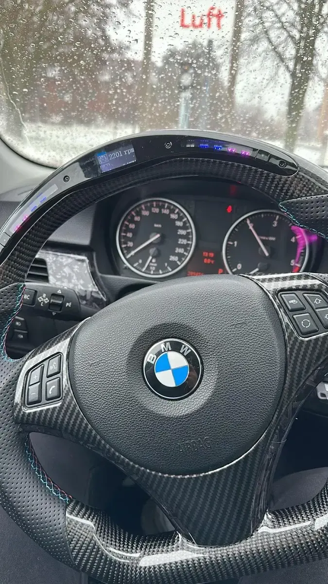 Gebraucht BMW 320 2010 Schwarz Limousine