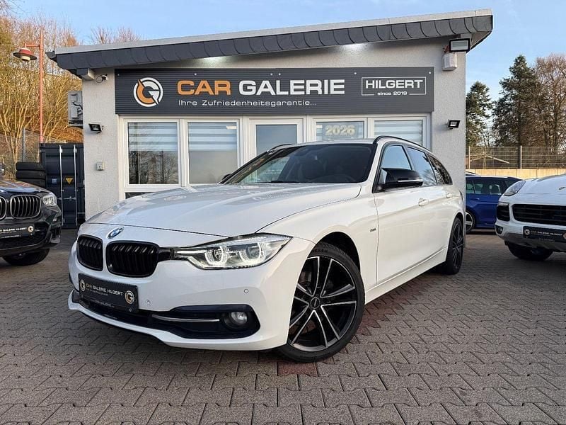 Weiß Gebraucht 2016 BMW 318 Sport Line Kombi | 10.490 € (Fairer Preis) - Bild 1/4