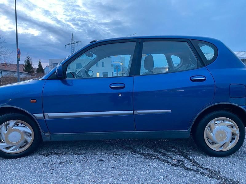 Gebraucht Daihatsu Charade 90 PS (66 kW) 1999 Kleinwagen