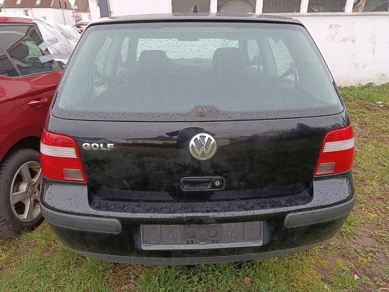 Gebraucht VW Golf IV Basis 75 PS (55 kW) 2002 Schwarz Limousine