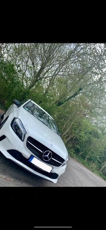 Weiß Gebraucht 2015 Mercedes A180 Urban Limousine | 10.500 € (Superpreis) - Bild 1/4