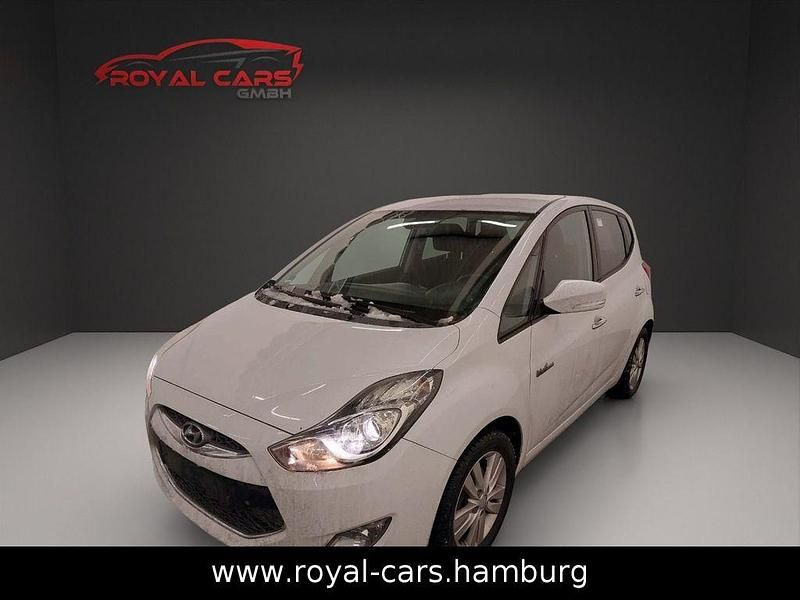 Gebraucht Hyundai ix20 90 PS (66 kW) 2010 Weiß Kleinwagen