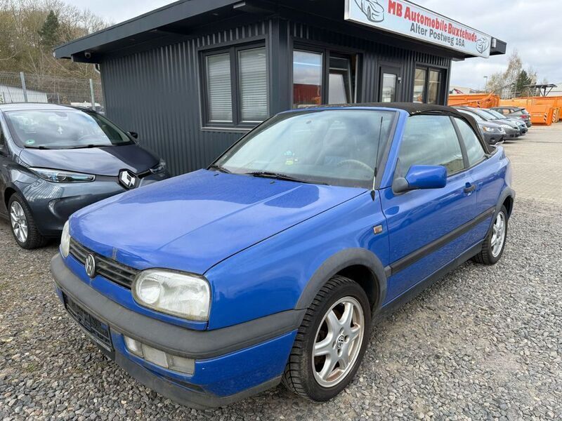 Blau Gebraucht 1995 VW Golf Cabriolet Conceptline Cabrio | 1.999 € - Bild 1/4