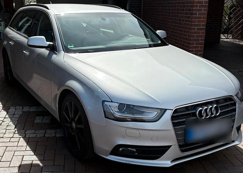 Gebraucht Audi A4 Comfort 141 PS (103 kW) 2013 Silber Kombi
