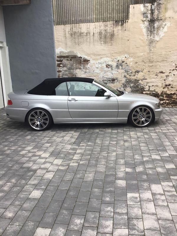 Gebraucht BMW 325 Cabriolet 192 PS (141 kW) 2003 Silber Cabrio
