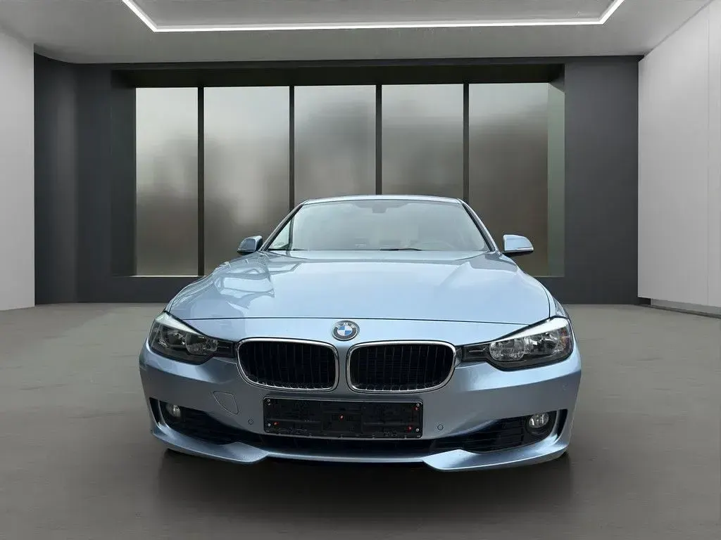 Occasion BMW 320 184 ch (135 kW) 2014 Bleue Berline