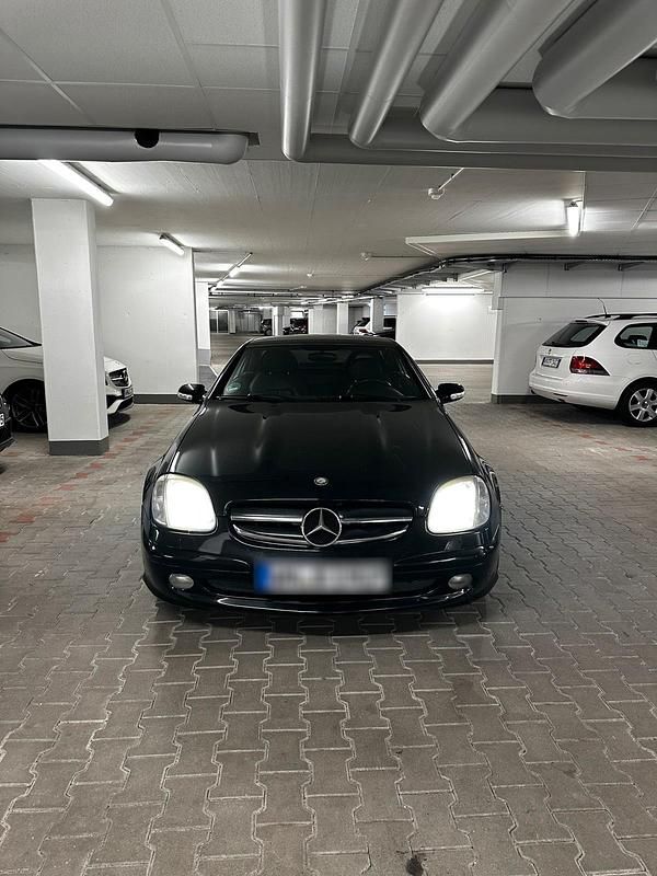 Schwarz Gebraucht 2005 Mercedes SLK200 Cabrio | 3.500 € (Superpreis) - Bild 1/4
