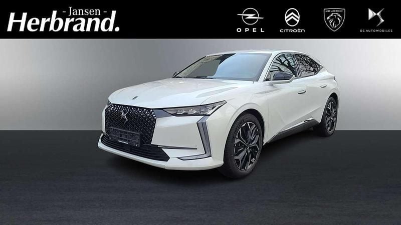 Lack weiss perlglänzend/typ au Gebraucht 2025 DS Automobiles DS4 SUV | 26.390 € (Fairer Preis) - Bild 1/4