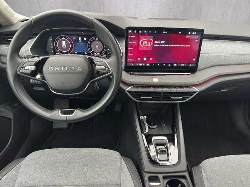 Gebraucht Skoda Octavia Selection 150 PS (110 kW) 2025 Moon weiß Kombi