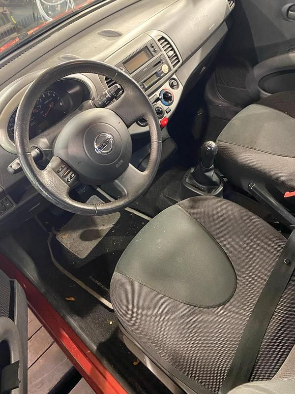 Gebraucht Nissan Micra 65 PS (47 kW) 2005 Rot Kleinwagen