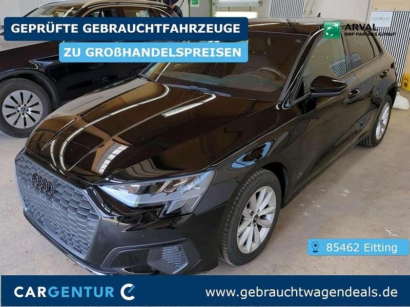 Brillantschwarz Gebraucht 2022 Audi A3 Sportback Limousine | 26.195 € (Fairer Preis) - Bild 1/2