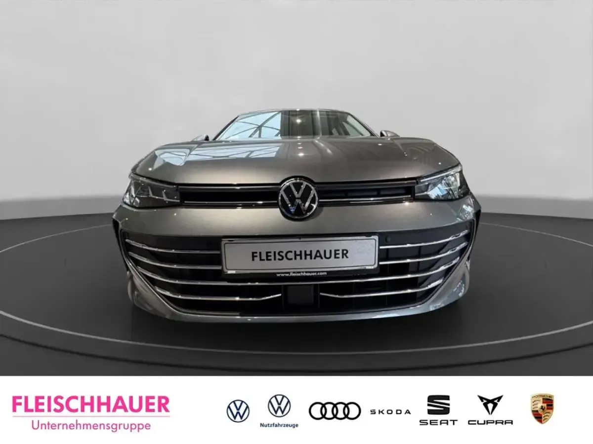 Neu VW Passat Business 272 PS (200 kW) 2026 Grau Kombi